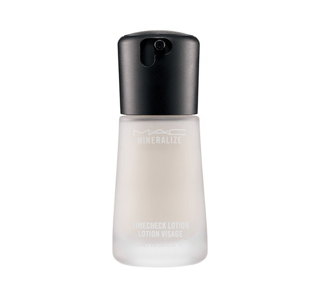 Extra Dimension Skinfinish in Soft Frost